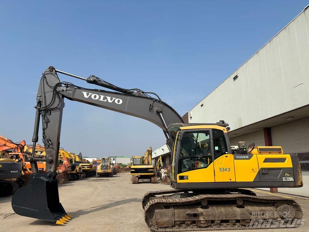 Volvo EC 220 DL Kāpurķēžu ekskavatori