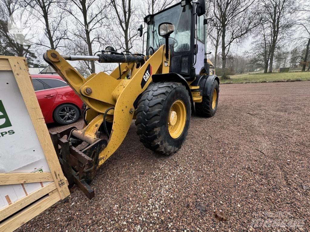 CAT 908 H Iekrāvēji uz riteņiem