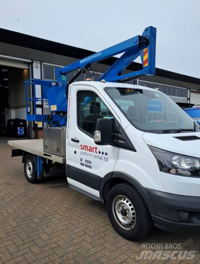 Niftylift V100 Pacēlāji uz automašīnas bāzes