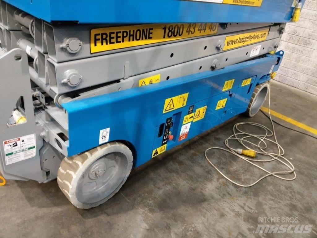 Genie GS 2032 Šķerveida pacēlāji