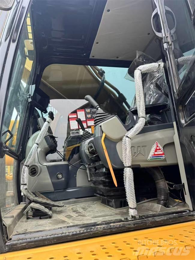 CAT 349 D L Kāpurķēžu ekskavatori