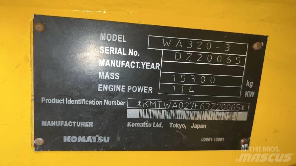 Komatsu WA320-3 Iekrāvēji uz riteņiem