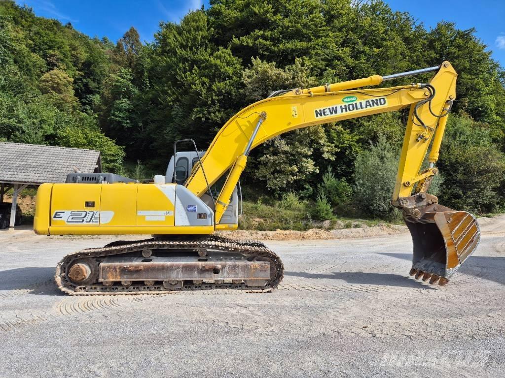 New Holland E 215 Kāpurķēžu ekskavatori
