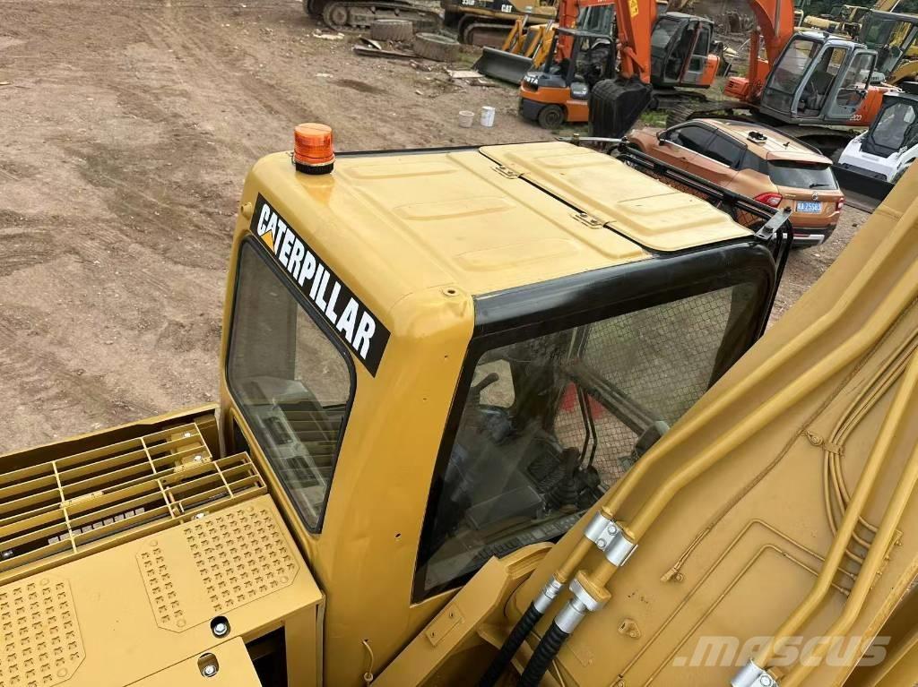 CAT 325 CL Kāpurķēžu ekskavatori