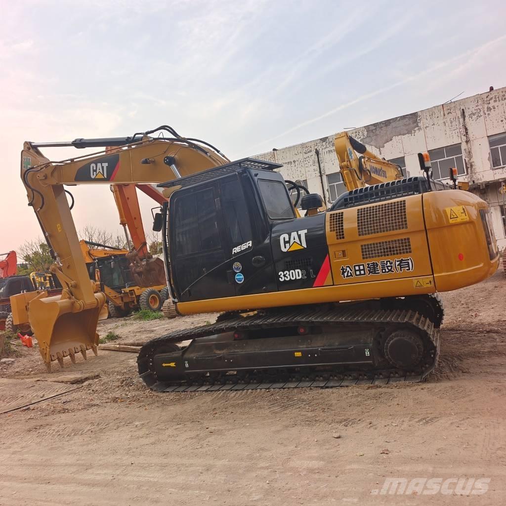 CAT 324 D2L Kāpurķēžu ekskavatori