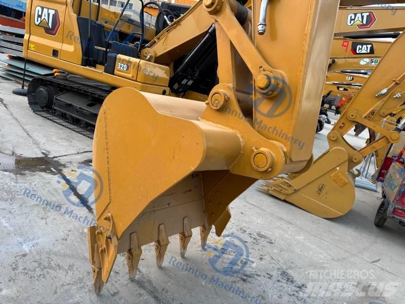 CAT 320 D Kāpurķēžu ekskavatori