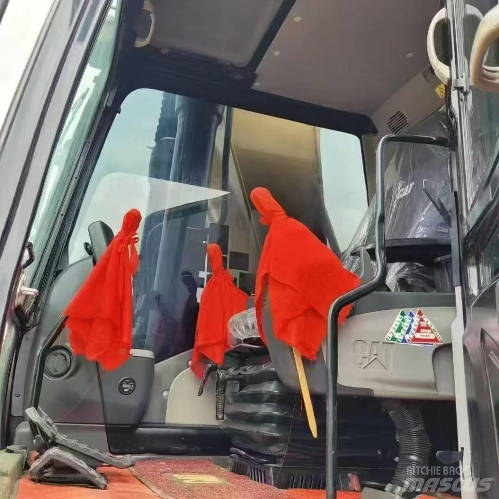 CAT 336D2L Kāpurķēžu ekskavatori