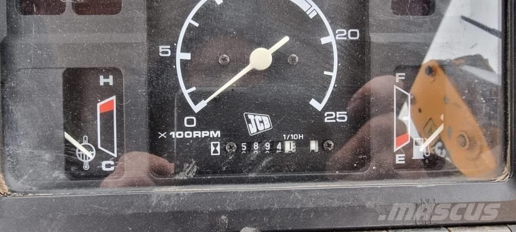 JCB 3 CX Turbo Ekskavatori-iekrāvēji