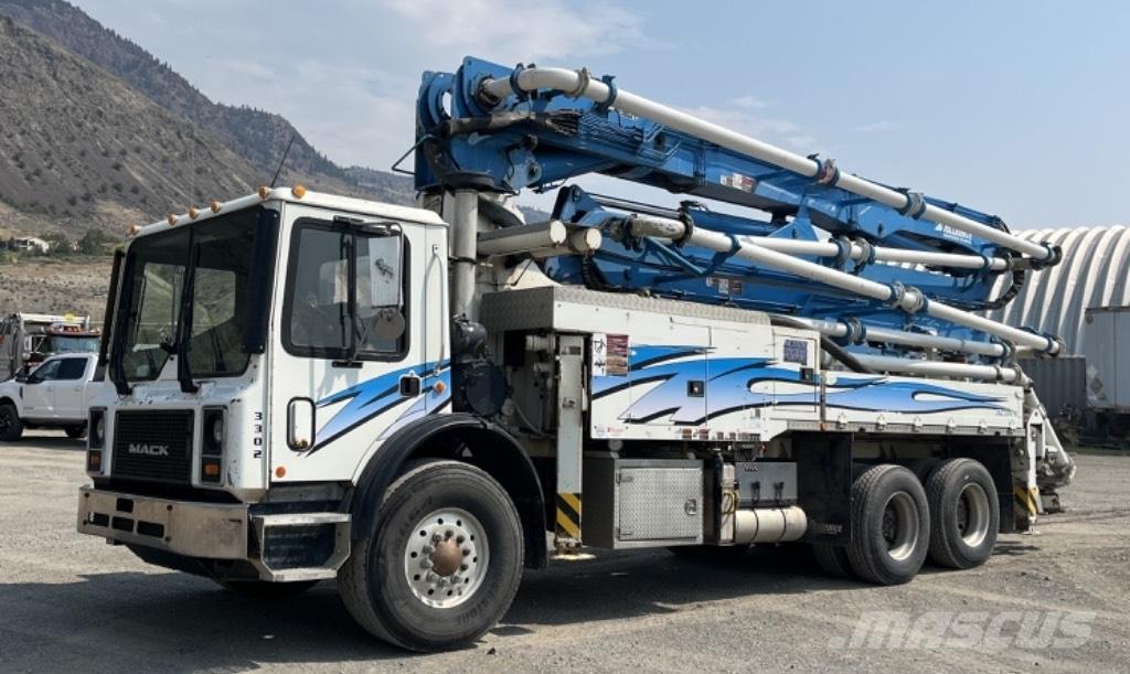 Alliance 33M (#1029) Kravas mašīna- betona sūknis