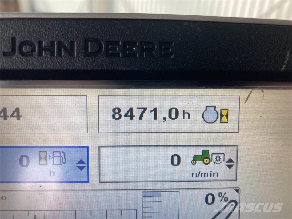 John Deere 6190R Traktori