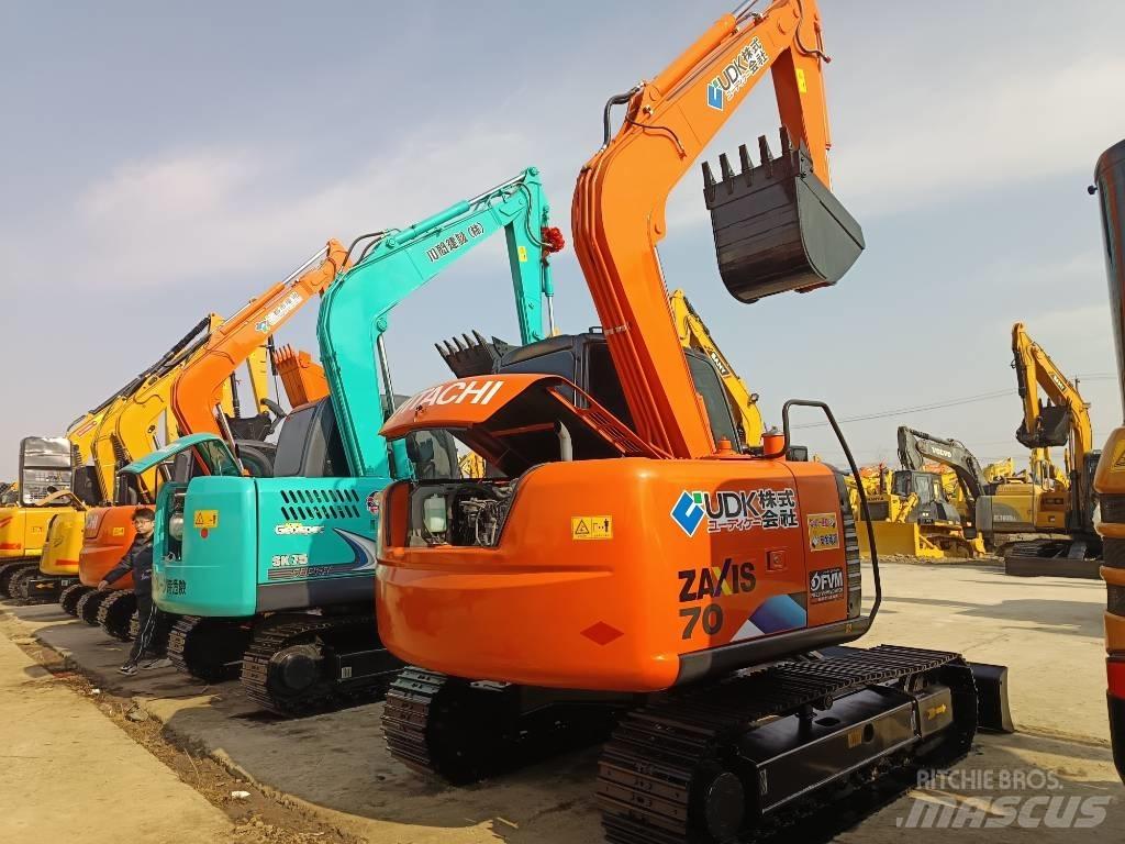 Hitachi ZX 70 Vidēja lieluma ekskavatori 7 t - 12 t