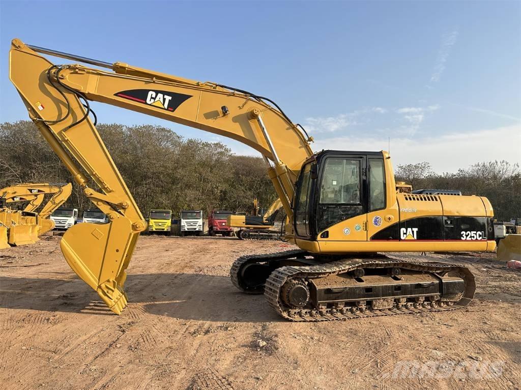 CAT 325C Kāpurķēžu ekskavatori