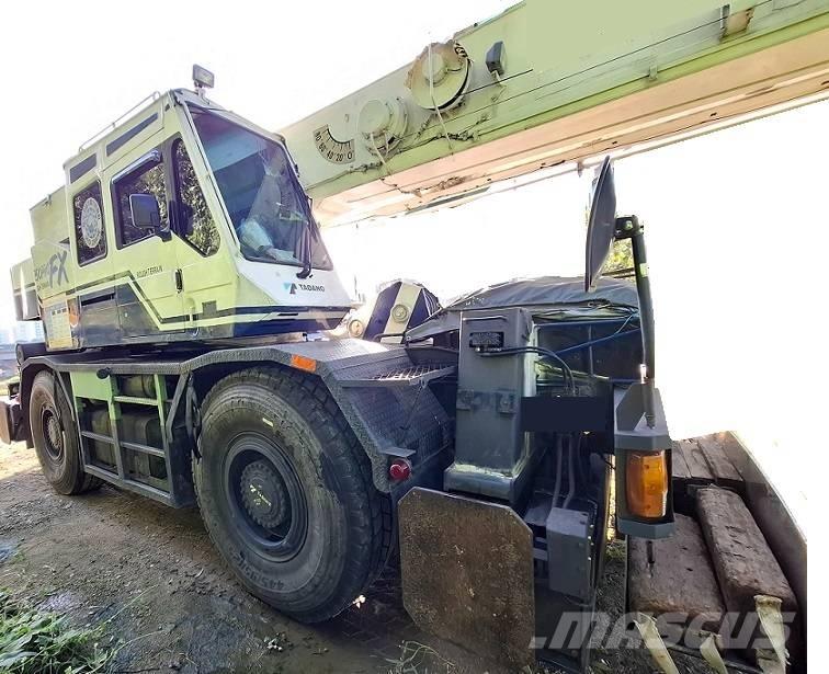 Tadano TR 250 M Celtņi nelīdzenām virsmām