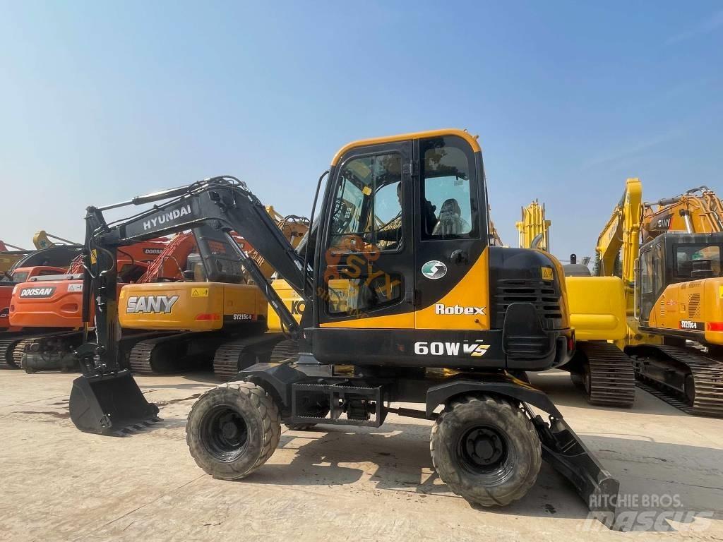Hyundai 60w-9 Ekskavatori uz riteņiem