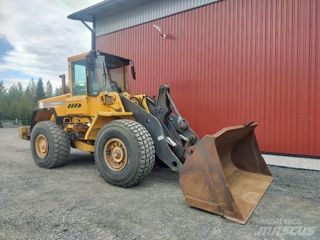 Volvo L90C Iekrāvēji uz riteņiem