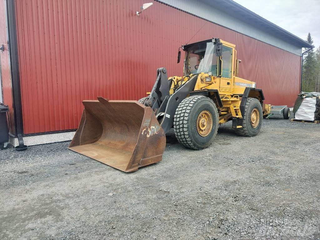Volvo L90C Iekrāvēji uz riteņiem