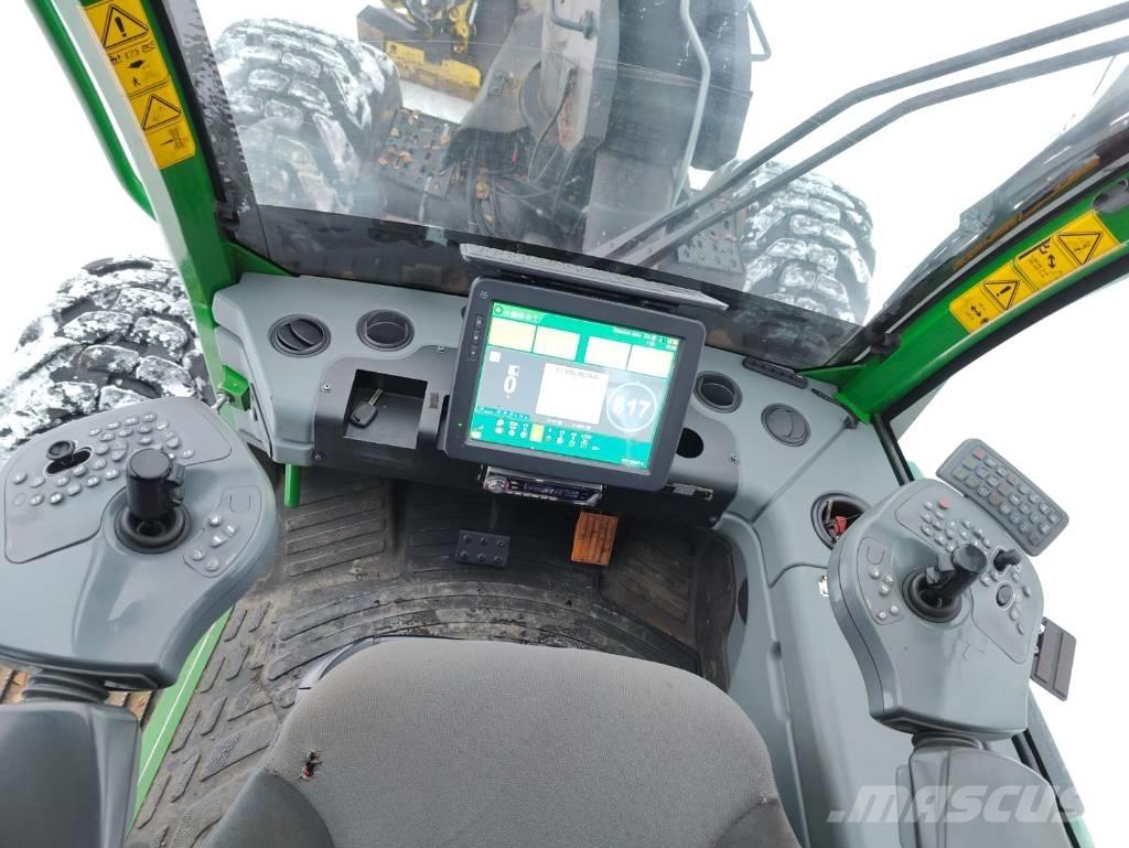 John Deere 1270 G Harvesteri