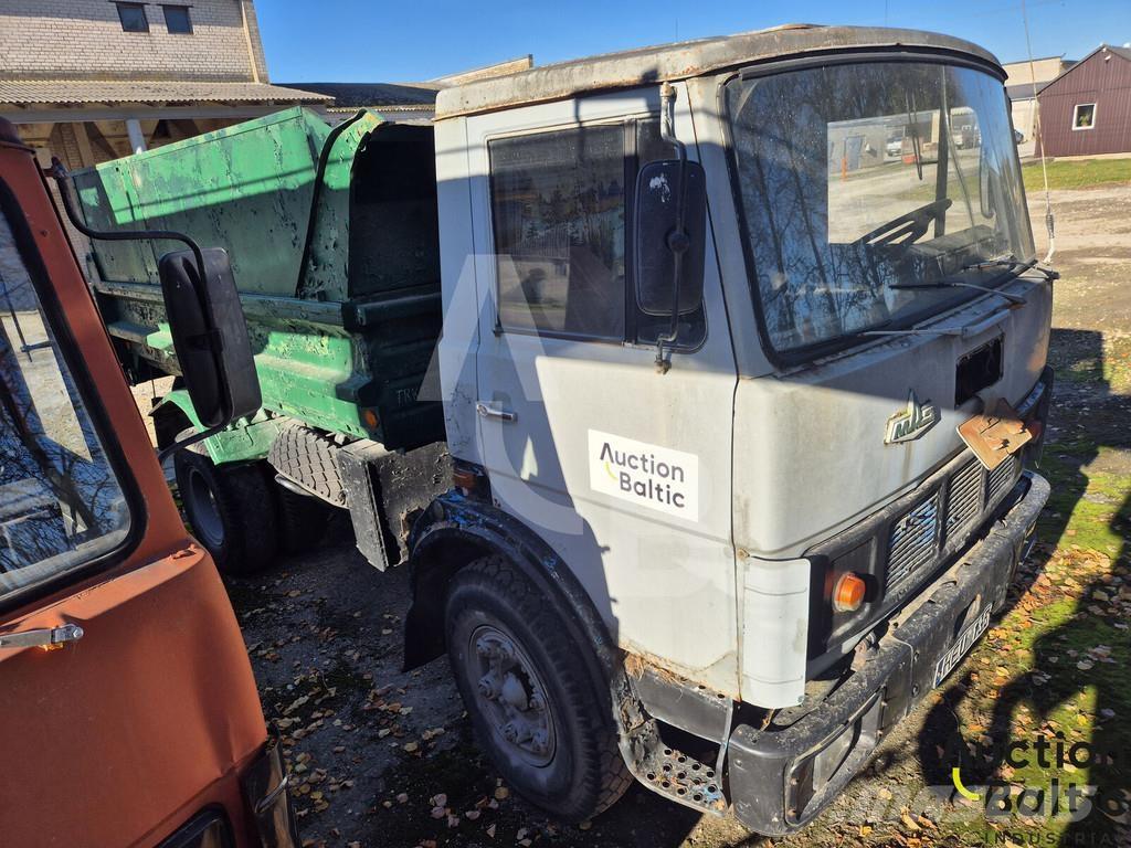 MAZ 5551 Pašizgāzējs