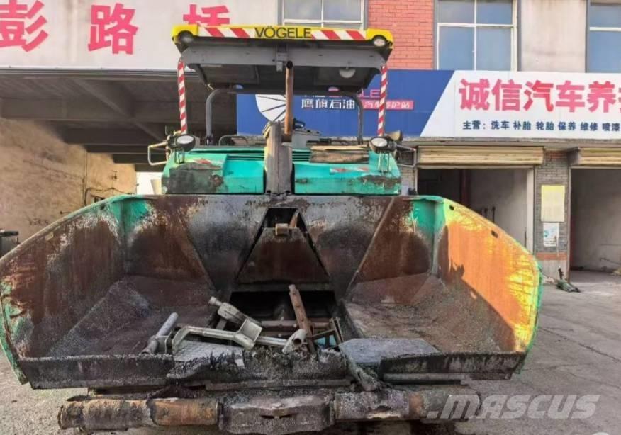 Vögele 1603 Asfalta klājēji