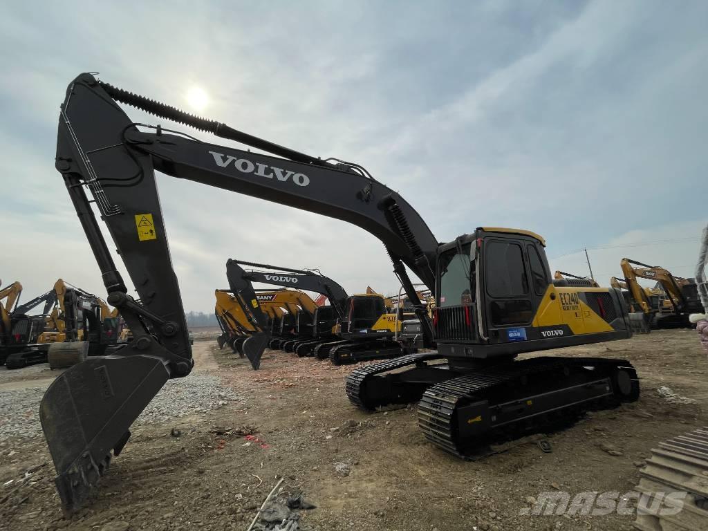 Volvo EC 240 Kāpurķēžu ekskavatori