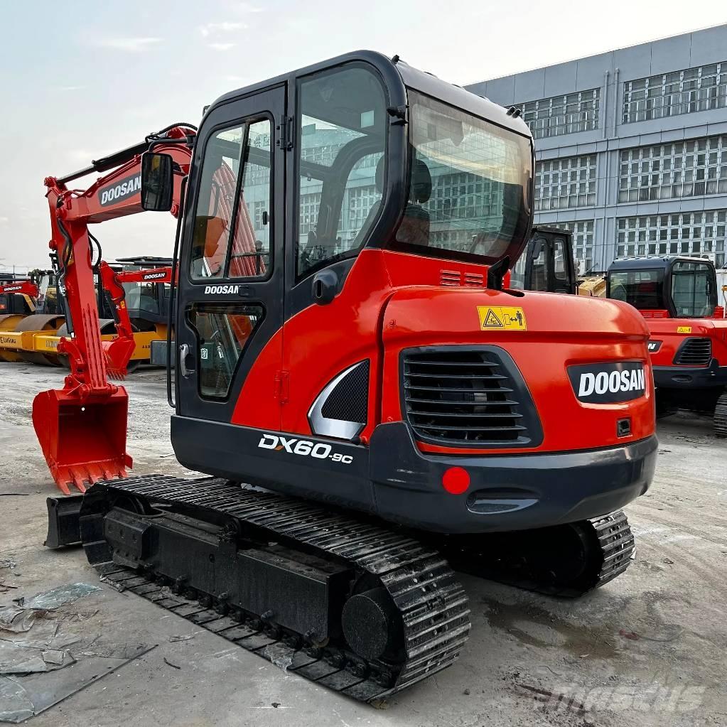 Doosan DX60-9C Mini ekskavatori < 7 t
