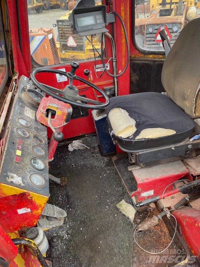 Hanomag 44C Iekrāvēji uz riteņiem