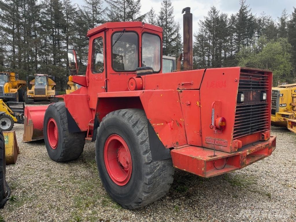 Hanomag 44C Iekrāvēji uz riteņiem