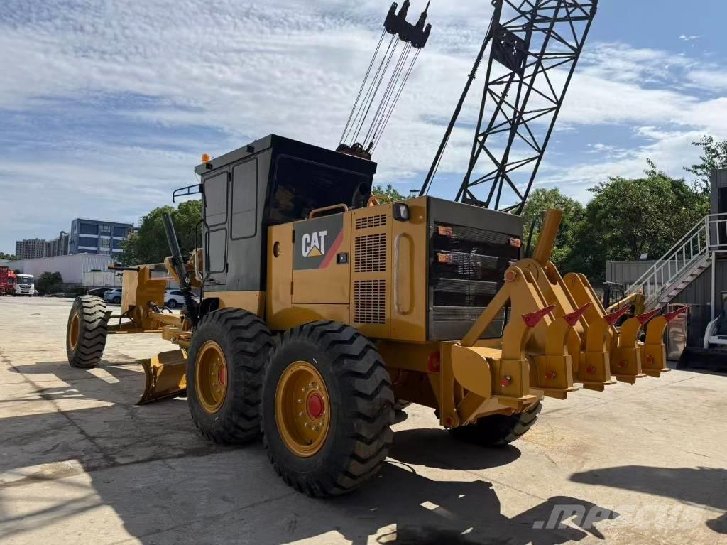 CAT 140H Greideri