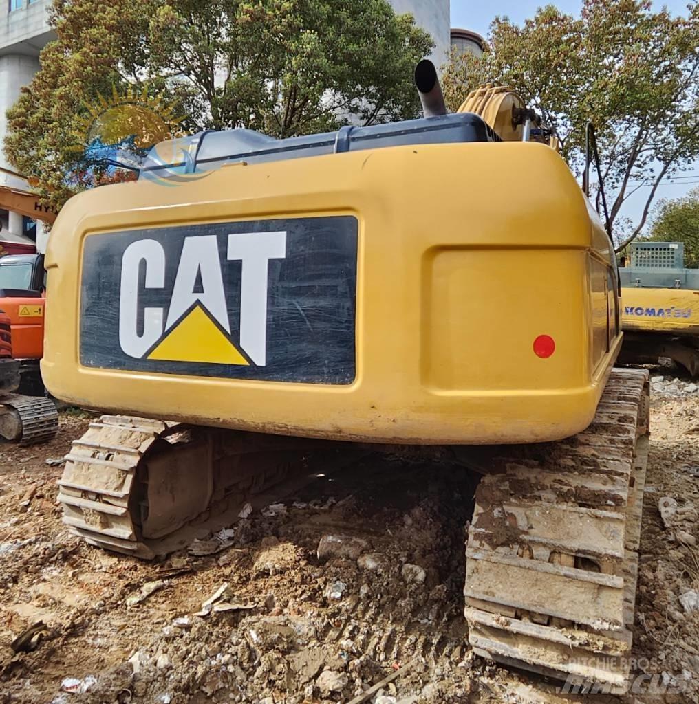 CAT 330 D2L Kāpurķēžu ekskavatori