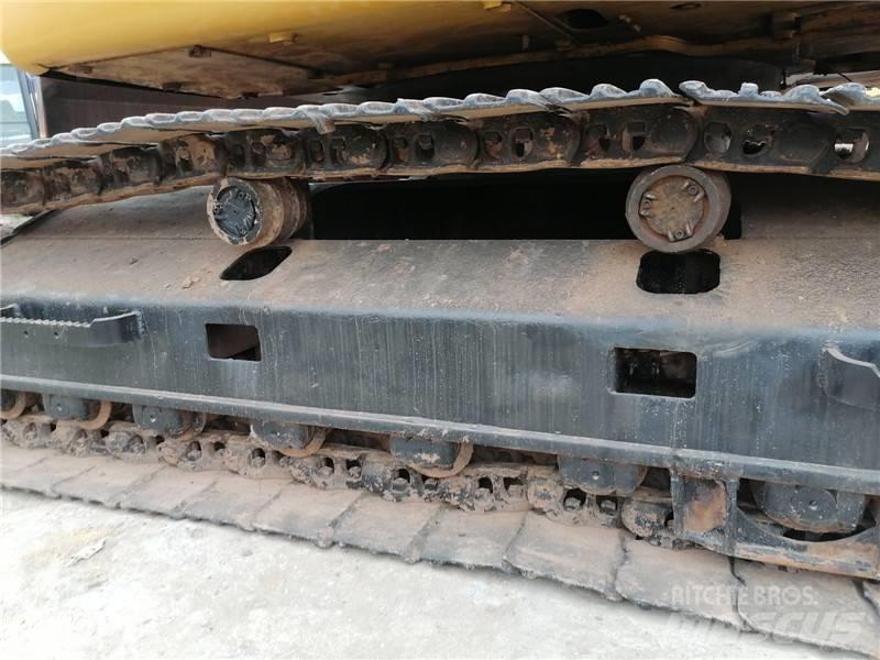 CAT 325DL Kāpurķēžu ekskavatori