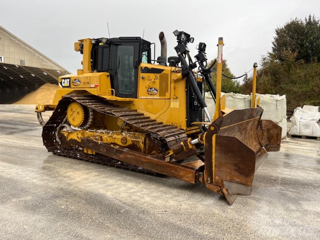 CAT D 6 T LGP Kāpurķēžu buldozeri