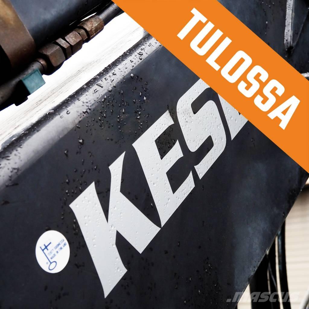 Kesla 2212ZT Kokmateriālu krāni