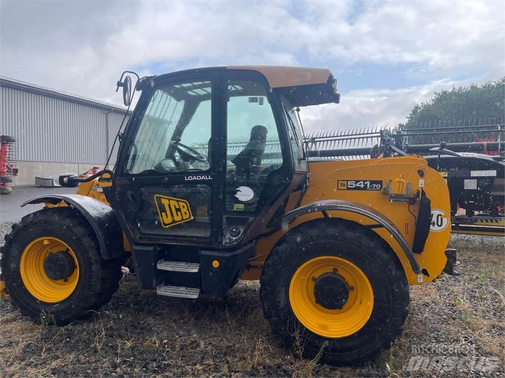 JCB 541-70 Lauksaimniecības pacēlāji