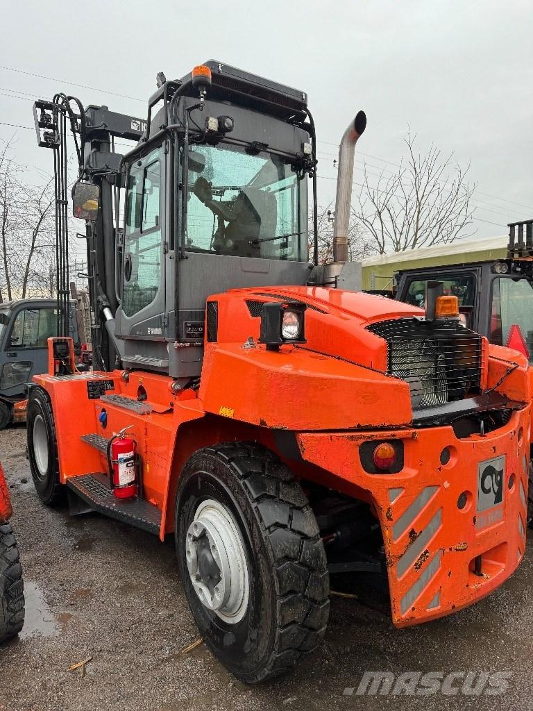 Kalmar DCG120-6 Tehnika ar dīzeļa dzinēju