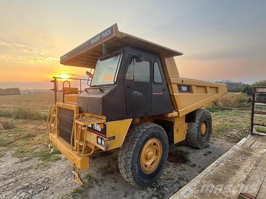 CAT 769D Mini pašizgāzēji
