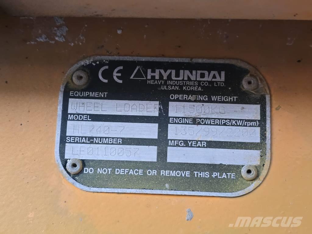 Hyundai 740-7 Iekrāvēji uz riteņiem