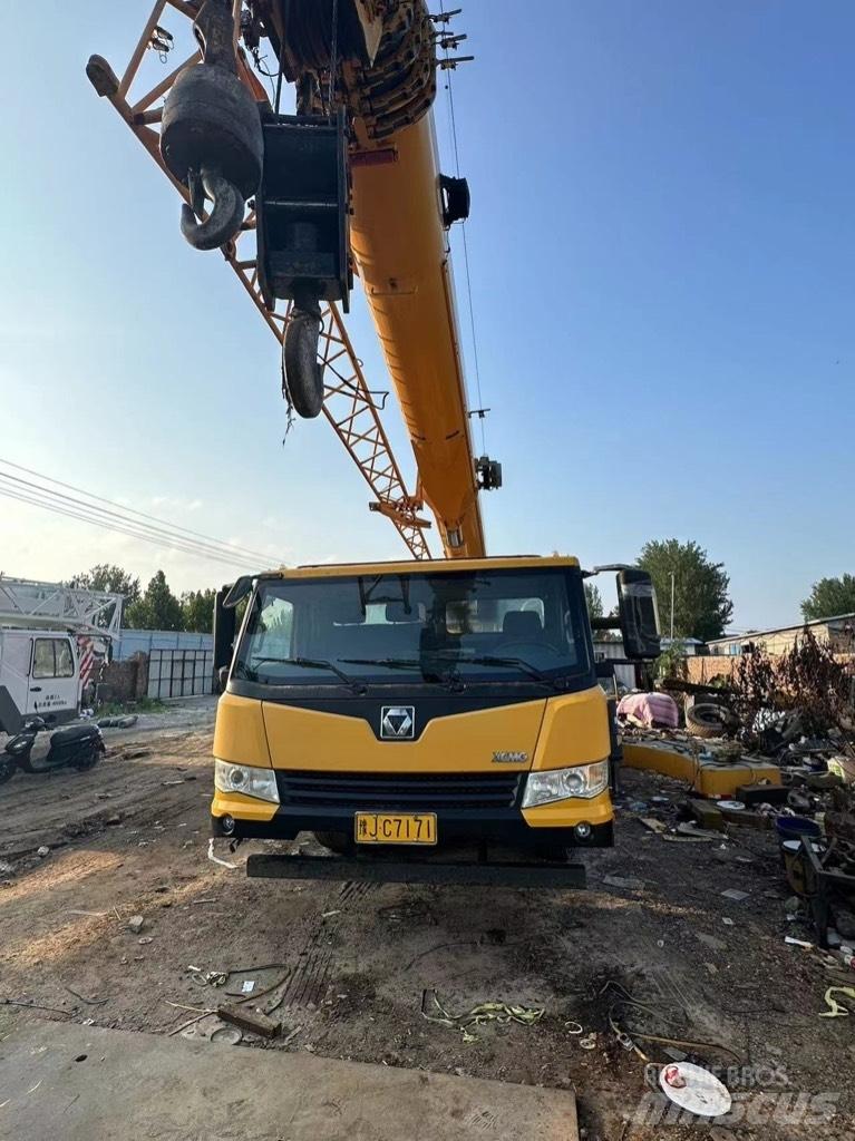 XCMG XCT 25 Visurgājēji celtņi