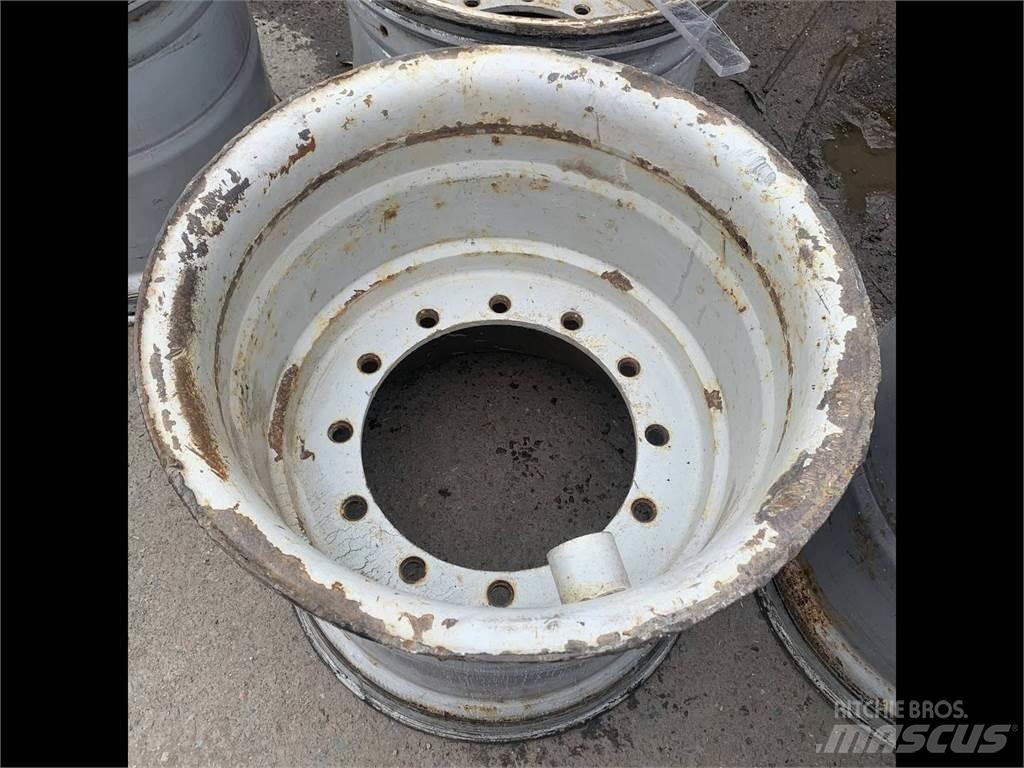 Gremo 1350 24x26,5 Riepas, riteņi un diski