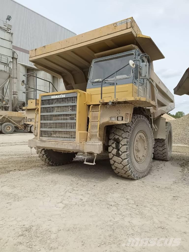 Komatsu HD 605-5 Karjeras kravas automašīnas