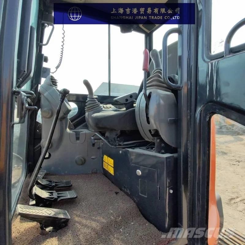 Hitachi ZX 55 Kāpurķēžu ekskavatori