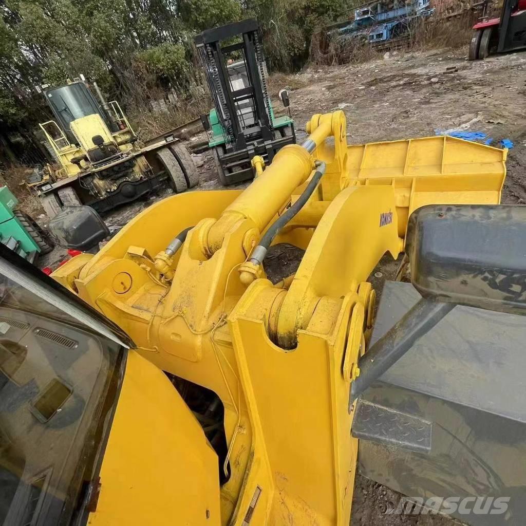 Komatsu WA 500-3 Iekrāvēji uz riteņiem
