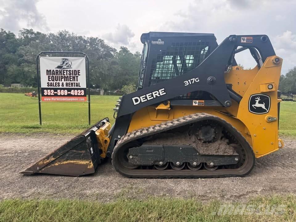 John Deere 317 Lietoti riteņu kompaktiekrāvēji