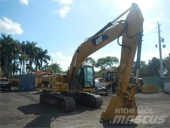 CAT 320D Kāpurķēžu ekskavatori