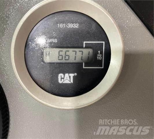 CAT 420E IT Ekskavatori-iekrāvēji