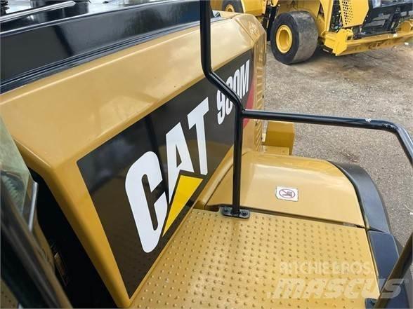CAT 980M Iekrāvēji uz riteņiem