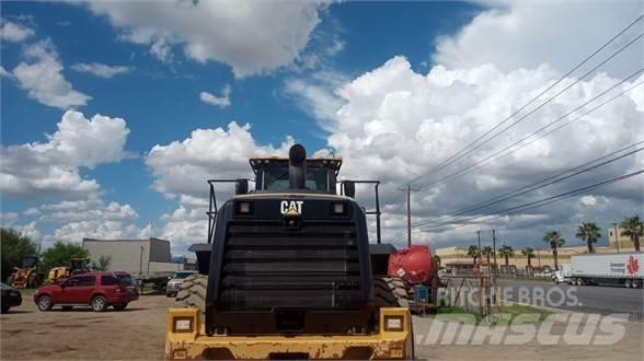CAT 980M Iekrāvēji uz riteņiem
