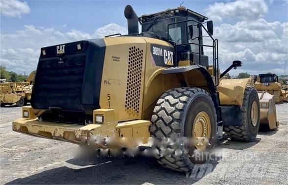 CAT 980M Iekrāvēji uz riteņiem