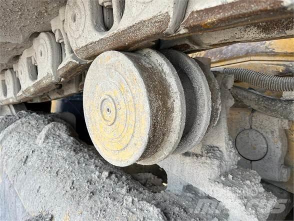 CAT D6T XW Kāpurķēžu buldozeri