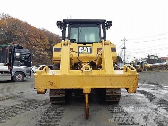 CAT D8T Kāpurķēžu buldozeri