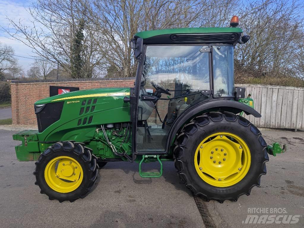 John Deere 5075GN Traktori